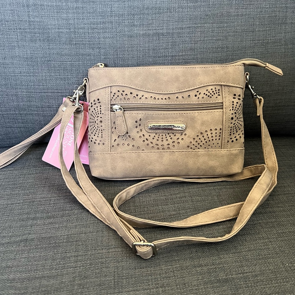 NWT Stone Mountain USA Multifunctional Crossbody Shoulder Bag 4 in One